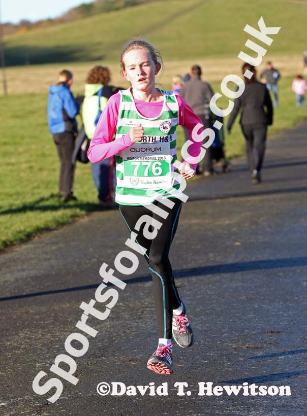 Winner of under-13 girls, Heaton Memorial Road Race, Newcastle Town Moor. Photo: David T. Hewitson/Sports for All Pics